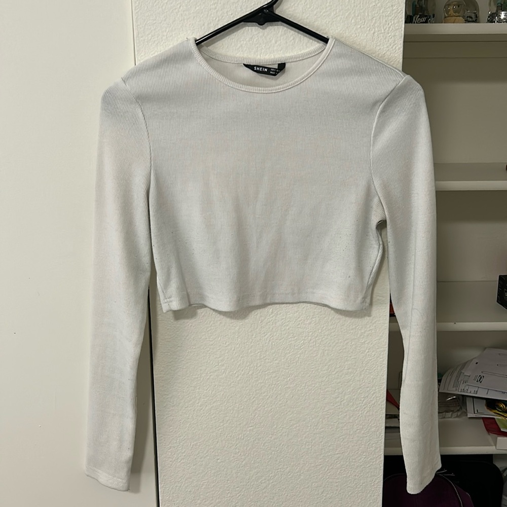 White crop top